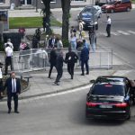 Saldırıya uğrayan Slovakya Başbakanı Fico'nun hayatı tehlikede!  Saldırı anı ortaya çıktı!  Birçok kez ateş etti
