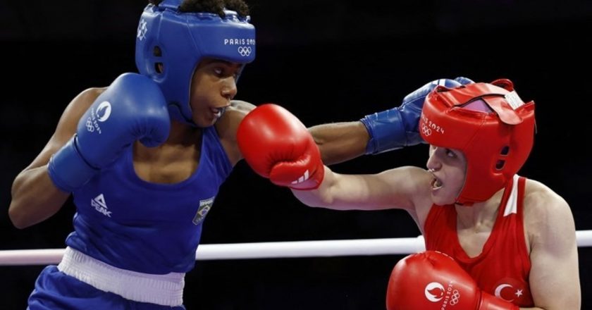 Madalya garantimiz var: Esra Yıldız Kahraman yarı finalde!