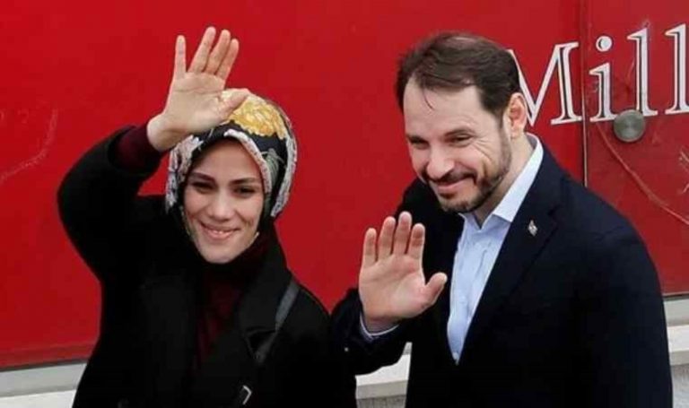 Berat Albayrak vakıf kurdu: Kurucular arasında ailesi ve akrabaları da var – Son Dakika Siyaset Haberleri