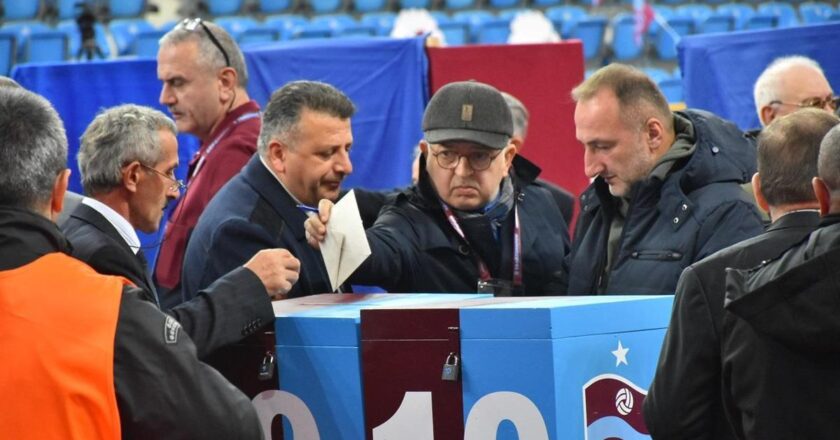 Trabzonspor’da seçim! Oylama başladı…