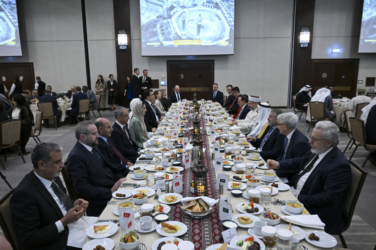 Ankara'daki Suudi Arabistan Büyükelçiliği bir IFTAR programı düzenledi