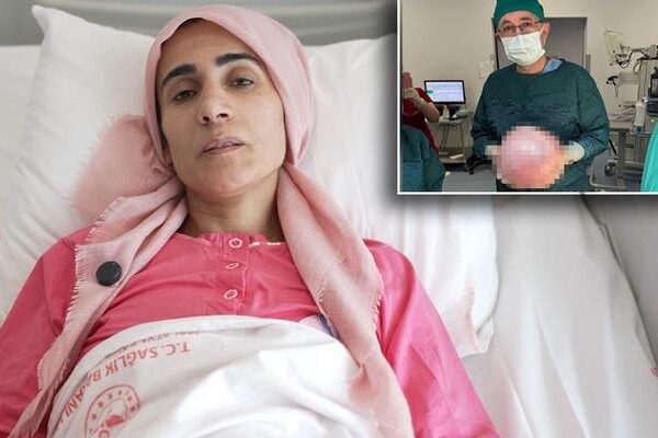 Yağlandığını düşündü, acı arttığında gerçek ortaya çıktı! 7 kilogram tartma