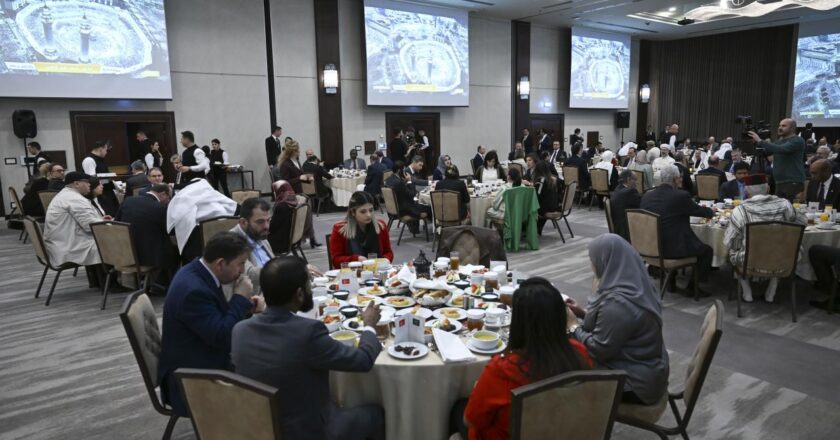 Ankara’daki Suudi Arabistan Büyükelçiliği bir IFTAR programı düzenledi