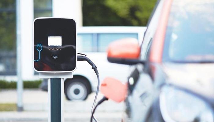 Elektrikli araç dünyasında yeni gelişmeler: Mazda ve Tesla’nın Yeni Hareketi …