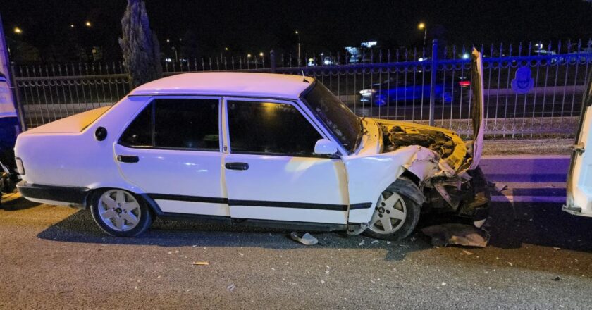 Bursa’da zincirleme trafik kazası: 4 yaralı