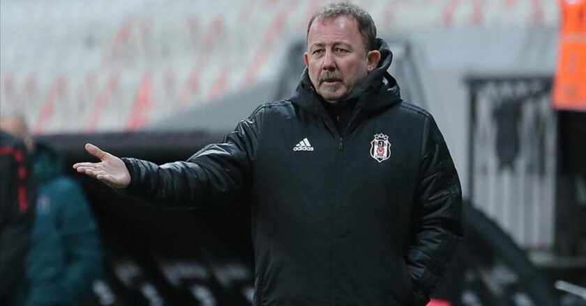 Beşiktaş’ta Sergen Yalçın sesleri: Sözleşme süresi belli oldu!