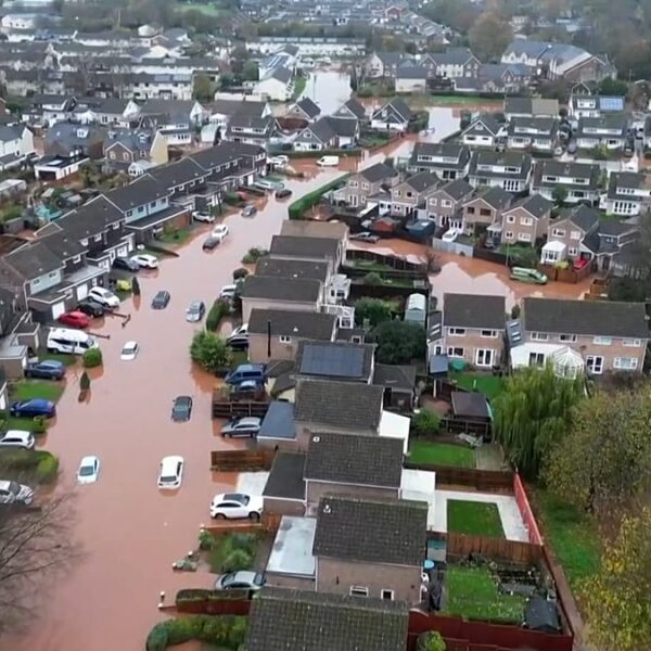 Video. Havadan video: Claudia fırtınası Monmouth’u sel bastı, Galler kasabasının büyük kısmı sular altında
