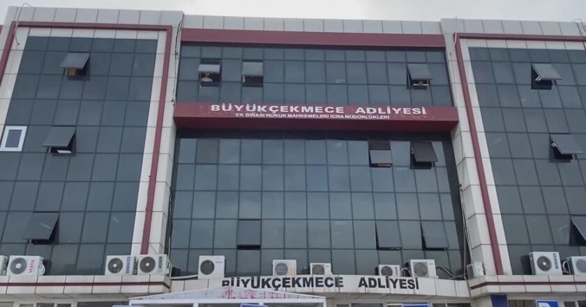 Adli emanet katibi 75 kilogram değerli metal çalarak kayıplara karıştı